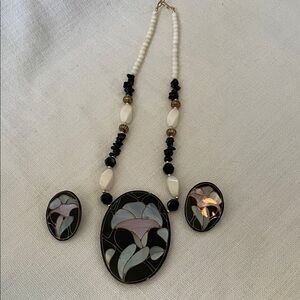 Lee Sands inlaid Mother of Pearl Lily necklace with earrings